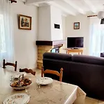 La Garenne Сен-Жан-де-Мон